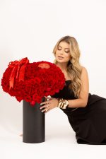 Trono de Rosas - Imagem 2