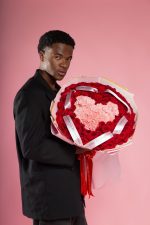 Buquê cravos de amor - Imagem 4